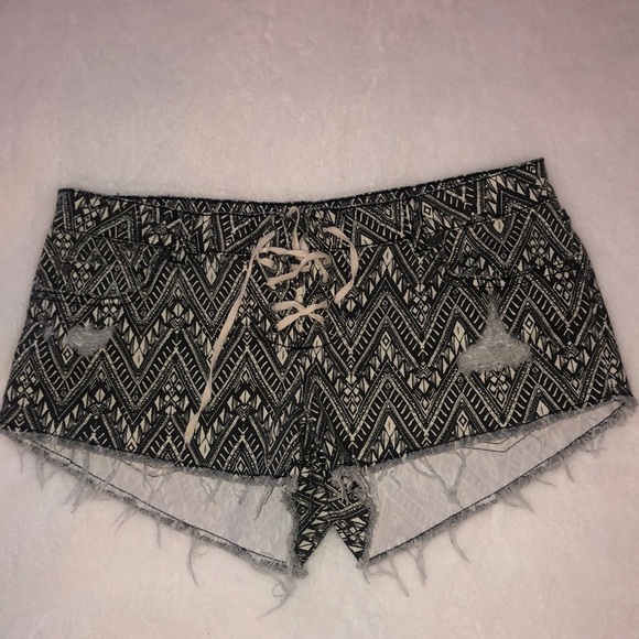 Billabong Shorts Size 30 Distressed Short Lace Tie in Front Unique - Picture 3 of 6